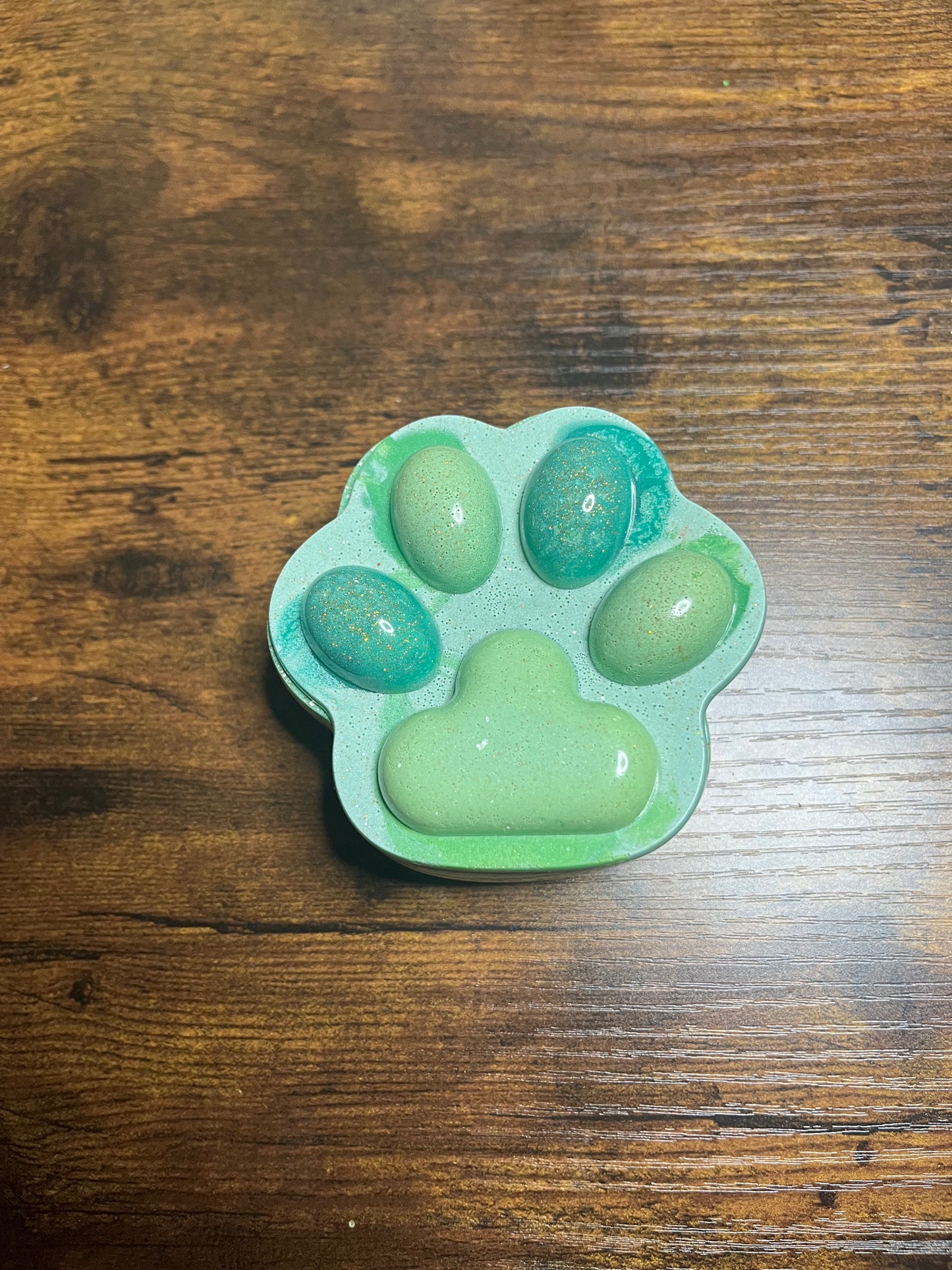 Green puppy storage box ￼