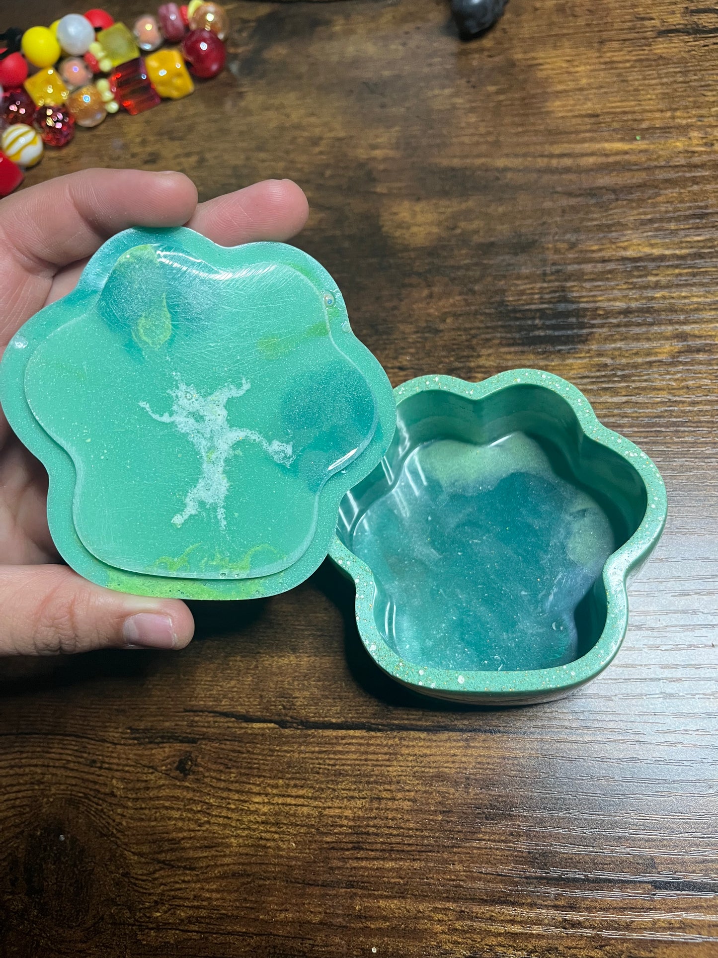Green puppy storage box ￼