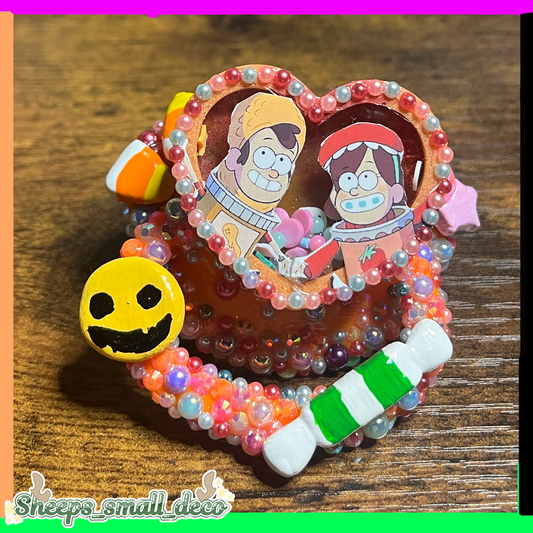 Mystery twins ￼